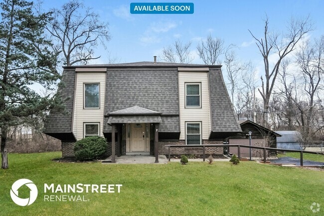 Building Photo - 7 Big Oak Dr