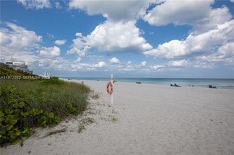 Building Photo - 9172 Collins Ave