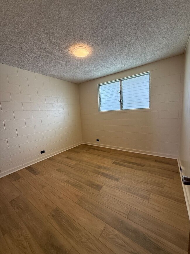 Foto del edificio - Refreshed - 2 bedroom, 1 bath unit in grea...