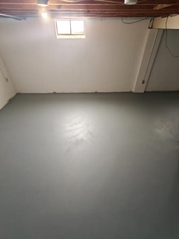 Building Photo - 2200 Harsh Ave SE