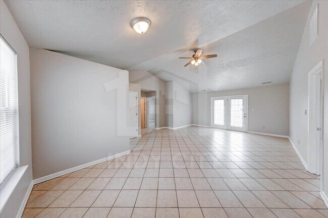 Building Photo - 11325 Cherry Tree Way