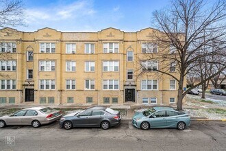 Building Photo - 6205 W 21st Pl