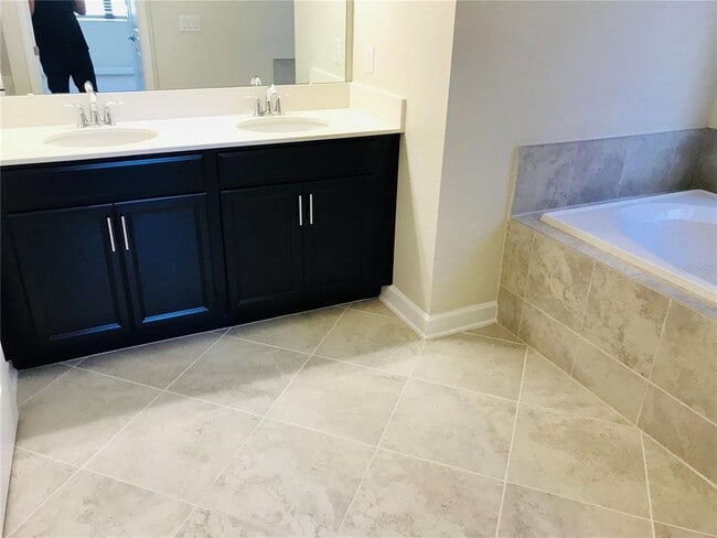 Foto del edificio - 9020 Azalea Sands Ln
