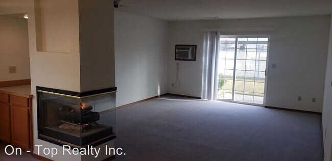Building Photo - 5213-5215 S Smith Ct