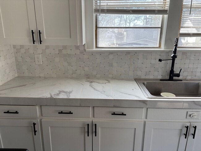 Building Photo - 4613 W 23rd St