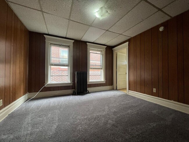 Foto del edificio - Newly-Updated Two Bedroom Apartment
