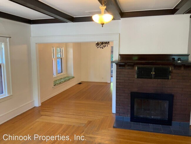 Building Photo - 3 br, 2 bath House - 1177 W 11th Ave