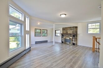 Building Photo - 78 Dunderberg Rd