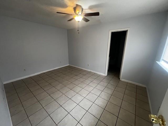 Foto del edificio - 3102 Hirschfield Rd