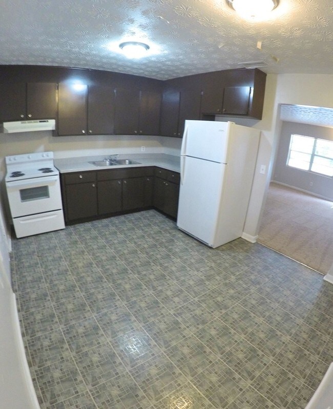 Building Photo - 2117 Jammes Rd