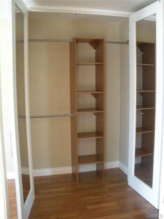 Building Photo - Remodeled 1 bed 1 bath all utilities included