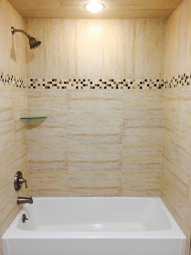 Updated Master Bath - 75 Mead Ave