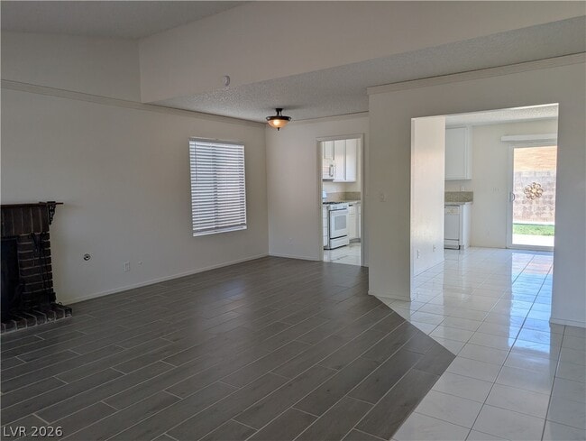 Foto del edificio - 4424 Honeycomb Dr