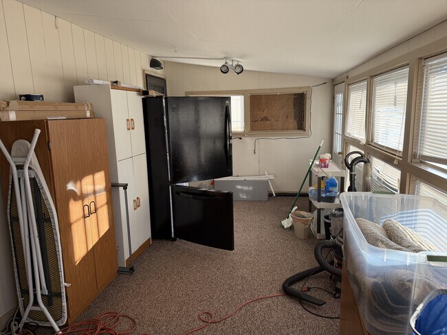 Foto del edificio - 259 E Oakland St