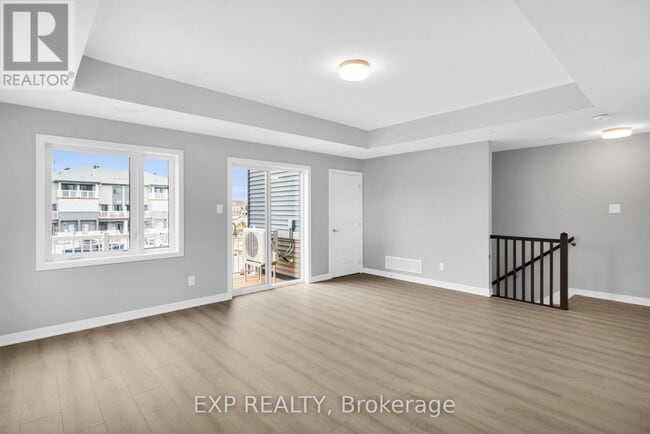 Building Photo - 912 Lillian Freiman Private