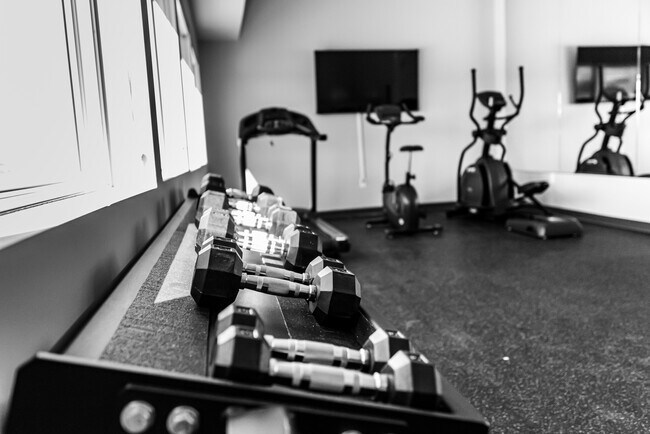 Gimnasio abierto las 24 horas - Heartland Flats Alliance