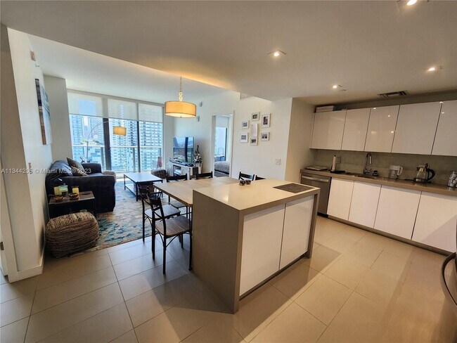 Foto del edificio - 1600 NE 1st Ave