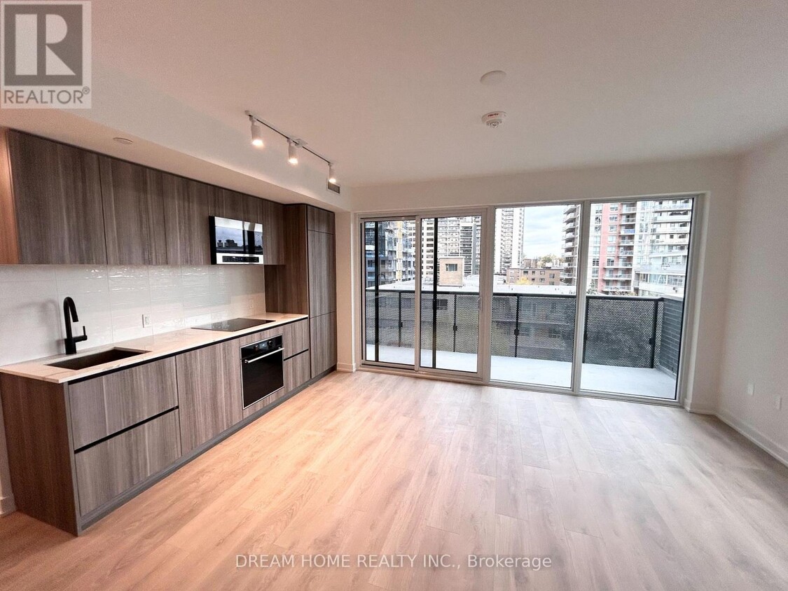 Photo principale - 117-117 Broadway Ave
