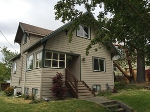 Building Photo - 7327 25th Ave NW