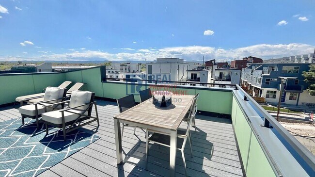 Foto del edificio - 1246 Perry St