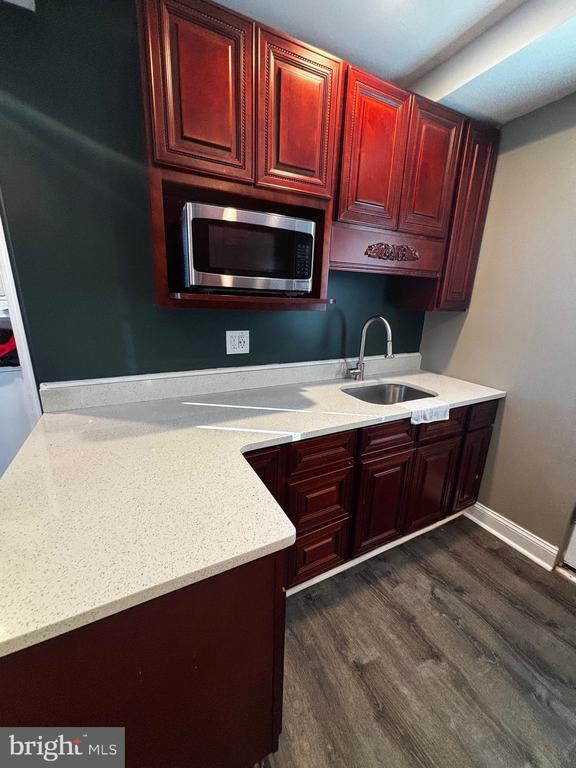 Foto del edificio - 208 4th Ave