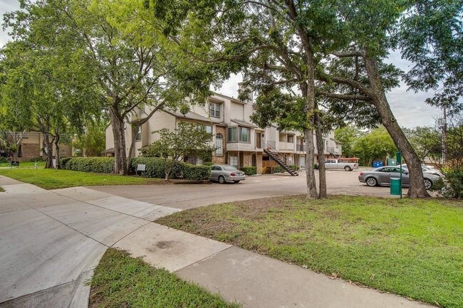 Building Photo - 5757 Martel Ave