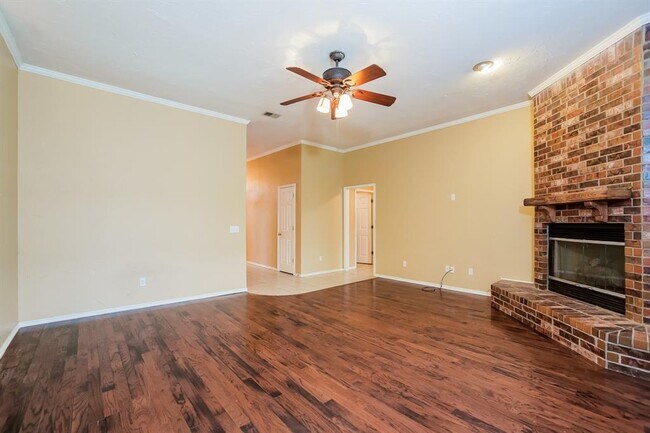 Foto del edificio - 536 SW 154th Ct