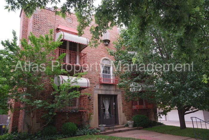 Primary Photo - 1717 S Quincy Ave