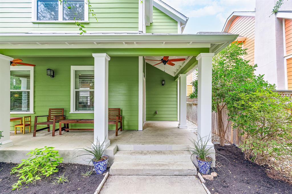 Foto principal - 4220 Threadgill St