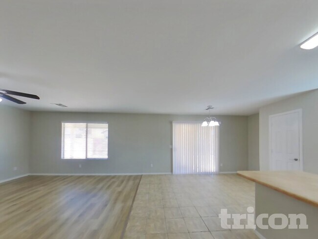 Foto del edificio - 34113 N Alison Dr