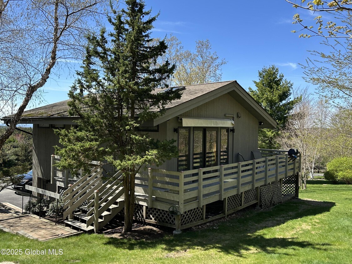Primary Photo - 238 Kelly Rd
