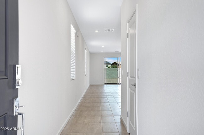 Foto del edificio - 30450 Sage St