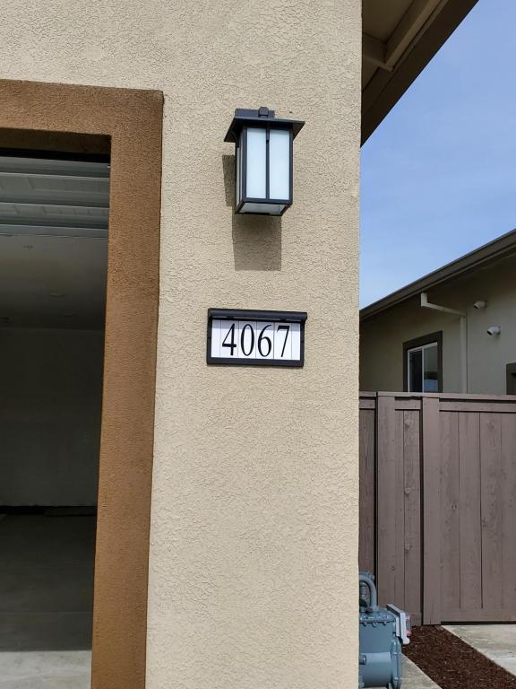 Foto principal - 4067 Stanwick Ave