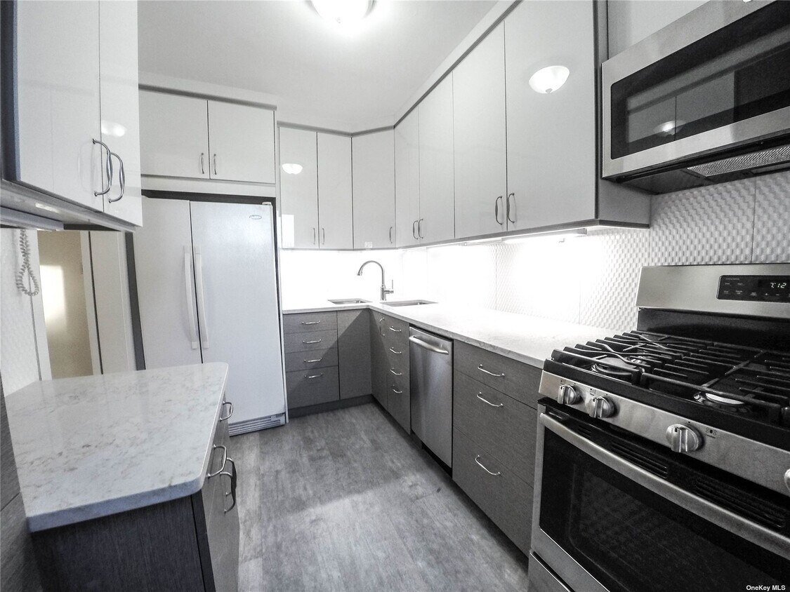 10025 Queens Blvd Unit 5H, Queens, NY 11375 Apartment for Rent in