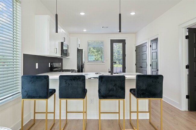 Building Photo - Villas at Mansfield
