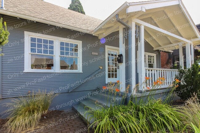 Building Photo - 4626 NE 29th Ave