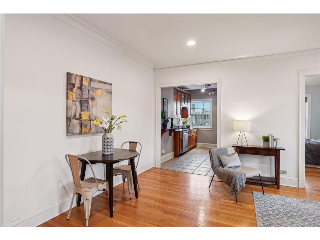 2521 Humboldt Ave S Unit 312, Minneapolis, MN 55405 - Room for