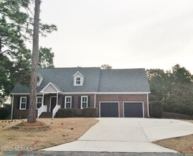 Building Photo - 4809 Rushing Dr