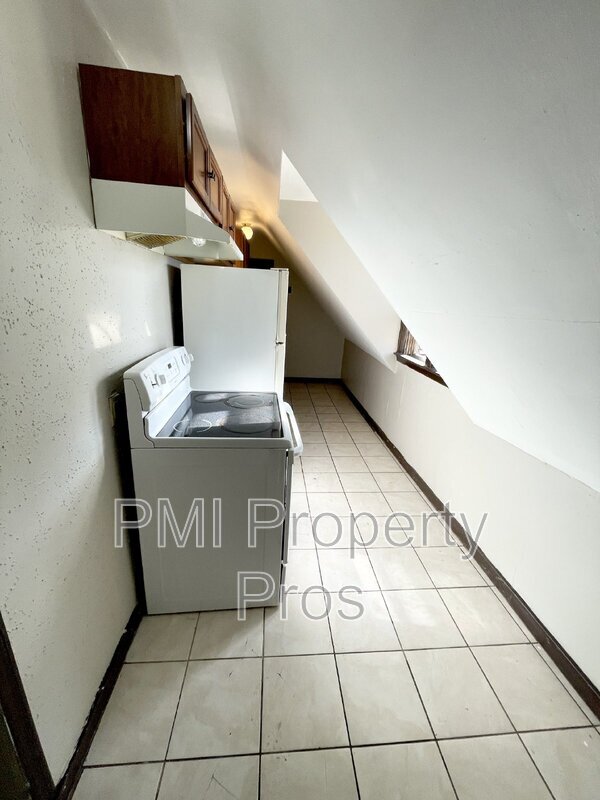 Foto del edificio - 6712 W Villard Ave