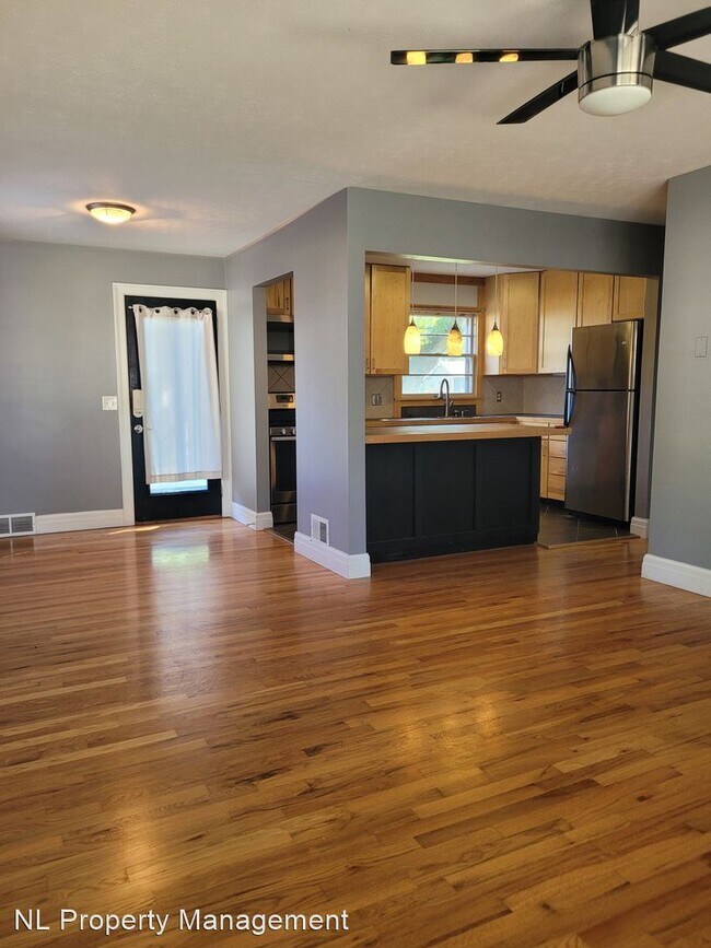 Building Photo - 4 br, 2 bath House - 3605 S 78th St.