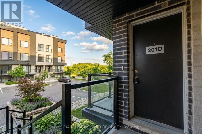 Building Photo - 16 Melbourne Ave