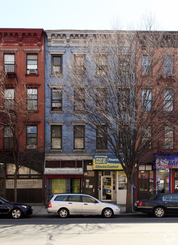 Building Photo - 2168 Second Ave