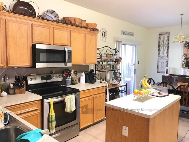 Foto del edificio - 4-Bedroom House for Rent in Harker Heights