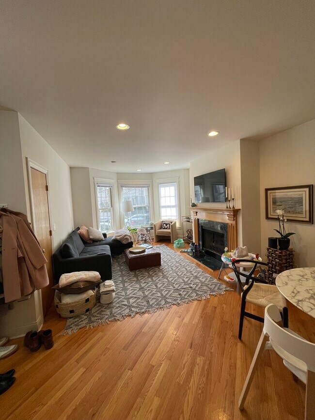 Foto del edificio - 1118 W Wrightwood Ave