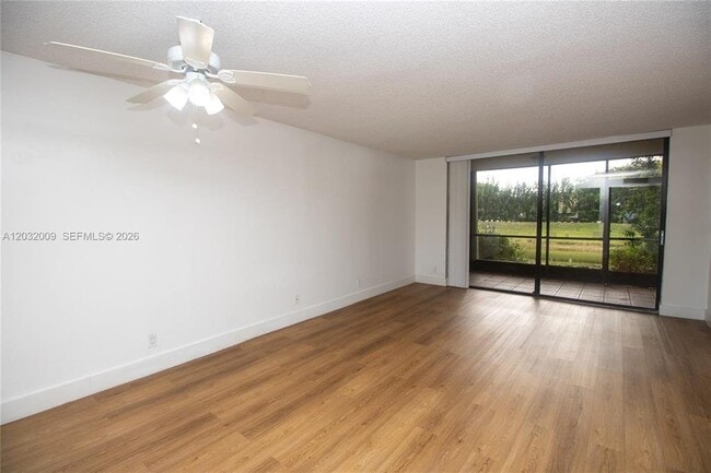 Foto del edificio - 7200 NW 1st St