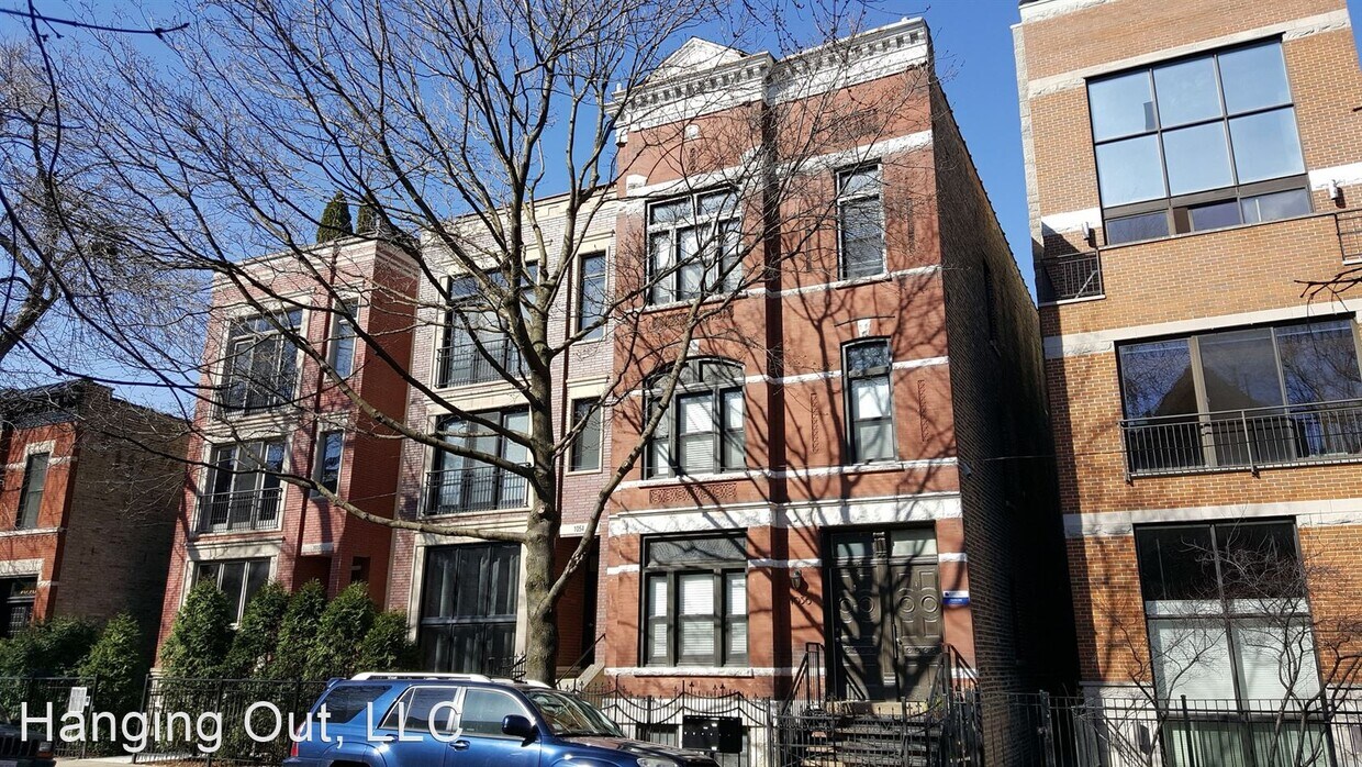 Primary Photo - 1056 N Hermitage Ave