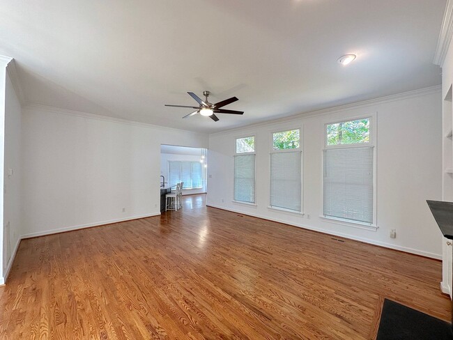 Building Photo - Well Maintained Ranch Style Home in Cary!