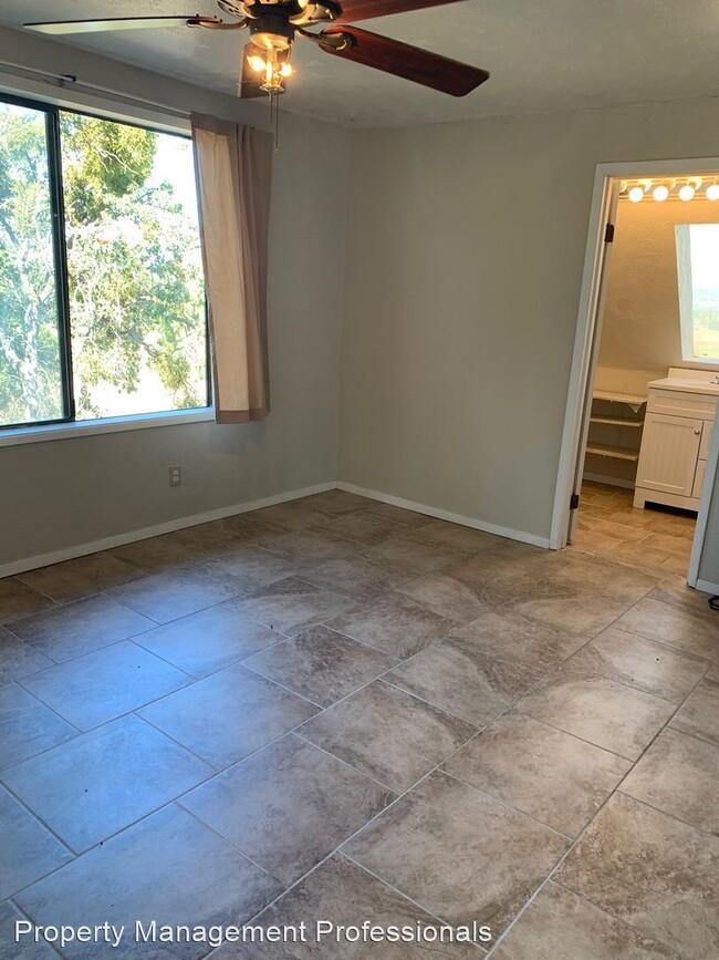 Building Photo - 1 br, 1 bath House - 2708 Old Stage Road