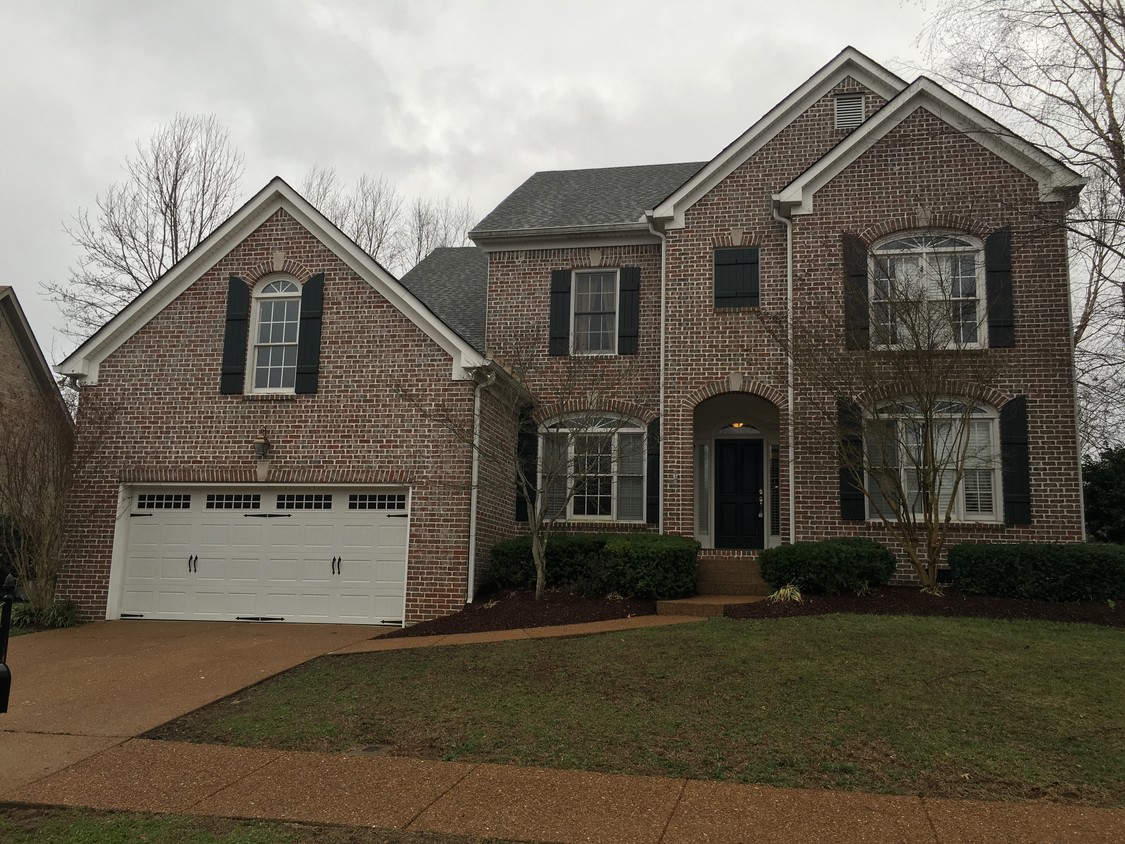 Primary Photo - 265 Stanley Park Ln