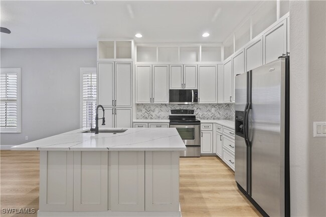 Building Photo - 9149 Spring Mountain Way